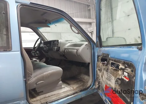 1996 Chevrolet Gmt-400 K2500 from USA, damaged, VIN 1GCGK29RXTE239441